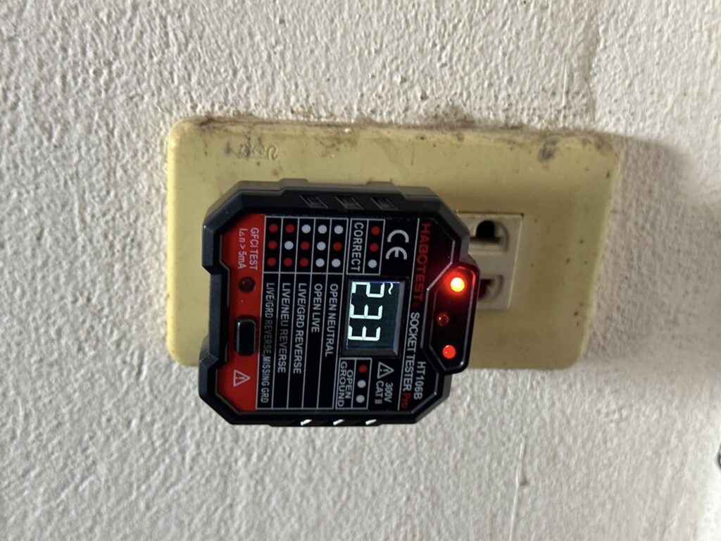 บริการตรวจสอบไฟฟ้าประจำปี ภายในอาคาร และนอกอาคาร 6 ตรวจเต่าจ่ายไฟ