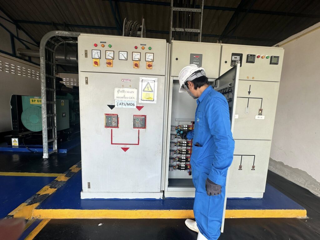 บริการตรวจสอบไฟฟ้าประจำปี ภายในอาคาร และนอกอาคาร 3 เช็คตู้ไฟ 2